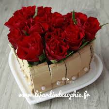 Petit Coeur Roses Rouge Pour Une Valentine Rose Rouge Coeurs Roses Valentine