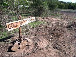 Gold Panning The Llano River Texas Llano Family Fun Fun