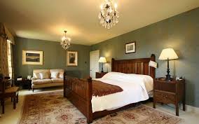 There are many utilities around: Inspirational Interiors 20 Homes With Beautiful Decor Country Style Bedroom Country House Interior Home Bedroom