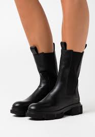 Brand new ,simone dk green, escarpario leather, size 38. Copenhagen Cph500 Platform Boots Black Zalando De