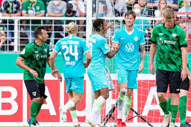 Foul by jerome roussillon (vfl wolfsburg). Vfl Wolfsburg Vor Dem Aus Preussen Munster Legt Einspruch Gegen Niederlage Im Dfb Pokal Ein Tag24