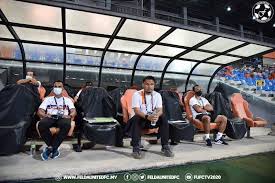 Pelumba trek negara, muhammad fadhil mohd zonis terpaksa menarik diri siri piala dunia di new zealand dan hong kong bagi mengikuti rawatan susulan demam denggi yang menjejaskan peluang trio pecut negara raih pingat emas kejohanan asia. Selepas Felda United Umum Tarik Diri Ini Luahan Hati Nidzam Jamil Football Tribe Malaysia