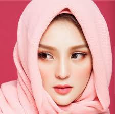 Vi Nhạn Ngọc phản đối “chia tay đòi quà”