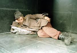 Intra in cursa pentru premiul de 300 euro, mentioneaza in mail datele tale de contact si localitatea de domiciliu si pastreaza biletul de intrare la film pentru validare. Viata De Cersetor Castiga 4 000 De Lei Pe Luna Dar Sta In Mizerie Stirileprotv Ro