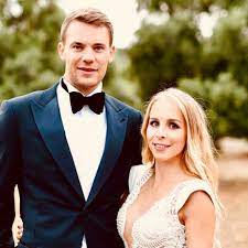 Es sei aber gar nicht so einfach eine frau zu finden, weil die ansprüche steigen, je älter man wird. Bild Die Ehe Von Manuel Und Nina Neuer Steht Vor Dem Scheitern Tribuna Com
