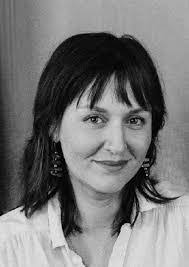 Shannon Mcgarvey's Instagram, Twitter & Facebook