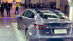 The company produces its own vehicle and also cooperates with bmw and toyota to produce their brands in china. Tesla Delivers Its First Made In China Cars Bbc News
