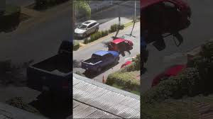 Las primeras versiones indican que el hombre discutió con otro y comenzó una balacera sobre los carriles laterales. Q41t3wu5tgb Dm