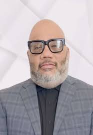 Mark Hamlett's Instagram, Twitter & Facebook