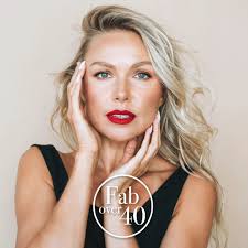 Are you fabulously over 40? Registration is open now for the 3rd annual  @fab40official Competition! One lovely lady will win a feature in  @NewBeauty Magazine, a spa-cation getaway to Scottsdale for two,