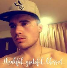 I was born December 28,1987 brown hair blue eyes around 5'10 pushing around  190 without a dought evenly filled very artistic and well mannered and  eager to make new friends as well