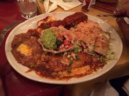 Sprinkle on pico de gallo before folding taco and garnish with lime wedges and cilantro. Vale A Pena Experimentar Picture Of El Cholo Restaurant Los Angeles Tripadvisor