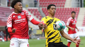 Borussia dortmund memastikan finis di empat besar liga jerman. Htmcxkaaiv8sum