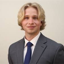 I'm happy to share that I will be joining Hiebing as a PR, Content, and  Social Intern this upcoming summer in Madison, Wisconsin!