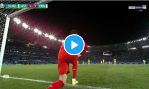 ولعب محمد صلاح الموسم الماضي مع ليفربول 37 مباراة في الدوري الإنجليزي الممتاز، سجل فيها 22 هدفا وصنع 5، واحتل المركز الثاني في ترتيب هدافي المسابقة، متأخرا بهدف عن هاري كين الذي نال جائزة الهداف. Filgoal Ù‡Ø§Ø±ÙŠ ÙƒÙŠÙ† Ù„Ø§Ø¹Ø¨ Ù†Ø§Ø¯ÙŠ ØªÙˆØªÙ†Ø§Ù… Ù‡ÙˆØªØ³Ø¨Ø±