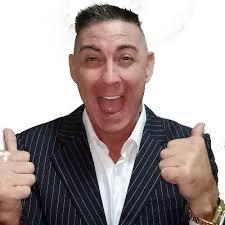 Leigh Childs (@LeighChilds)