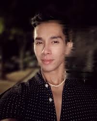 Night is the mother of all thoughts.”