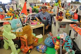 While home offices are conventionally formal spaces, you can definitely branch out with your decor. Birthday Decorating Ideas For Offices Office Birthday Birthday