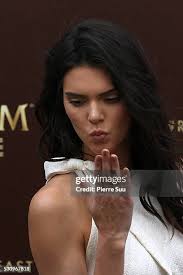 144 Kendall Jenner Beach Stock Photos, High-Res Pictures, and Images