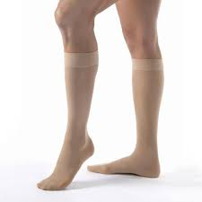 Jobst Jobst Ultrasheer 15 20 Mmhg Small Black Knee High Walmart Com Compression Stockings Knee High Stockings Aching Legs