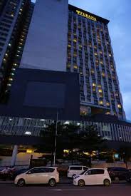 Bukit bintang malaysia merupakan suatu kawasan di malaysia yang banyak dikunjungi oleh wisatawan. Lokasi Hotel Yang Sangat Strategis Picture Of Furama Bukit Bintang Kuala Lumpur Tripadvisor