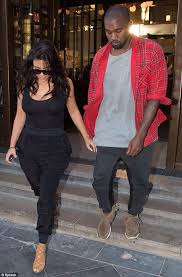 Kanye And Kim At Jamie Oliver S Italian Restaurant In Adelaide Kanye West Style Kim Kardashian And Kanye Kim And Kanye