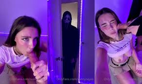 Sunny Ray Sloppy Facefuck In Scary Movie Parody | Porn4Fans