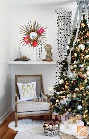 Christmas Decorating Ideas Black Brown White Living Room Modern Christmas Decor Christmas Interiors Christmas Decor Diy