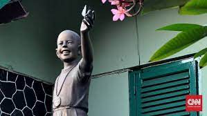 Barack obama kecil pindah ke jakarta pada usia enam tahun, yakni saat sang ibu, ann dunham, menikah dengan seorang pria indonesia, lolo soetoro. Barry Obama Kecil Dan Sekolah Menteng Itu