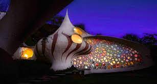 Nautilus hausboote hat sich auf die entwicklung und den bau von innovativen designhausbooten spezialisiert. Nachhaltige Architektur Im Kommen Die Casa Nautilus