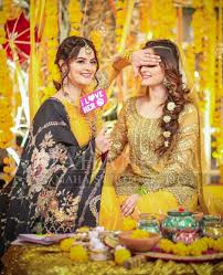 Awwwww Bridesmaid Photoshoot Indian Wedding Photography Bride Photoshoot