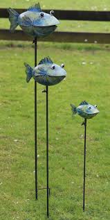 Wat een avontuur was dit ! 3 Soorten Vissen Van Metaal Als Decoratie In De Tuin Doet Het Natuurlijk Ook Goed Bij Een Mooie Vijver Te Koop Bij Keramische Kunst Vissen Metalen Tuinkunst