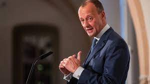 Friedrich merz wurde 2016 zum aufsichtsratschef des deutschen ablegers von blackrock ernannt, dem weltweit größten vermögensverwalter. Friedrich Merz Verlasst Weiteren Aufsichtsrat