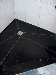 Große fliesen kann man kaum passgenau absenken. Bundesbaublatt