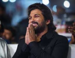 Hailing from sattenapalli in andhra pradesh, he mostly acts in telugu films. Woah Allu Arjun Receives This Most Priceless Gift From Comedian Brahmanandam On New Year See Pics