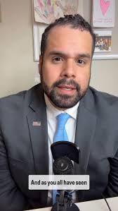 The St. Stephen's Parent Mentor Program is the best! 💜 I recently visited  the St. Stephen's Youth Programs and met the amazing cohort of mothers who  work as mentors at many of