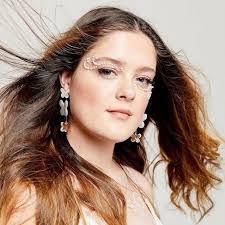 Olivia Knox's Instagram, Twitter & Facebook