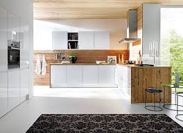 Moderne küche mit holz sichtbeton und malve bild 13 schöner. Galerie
