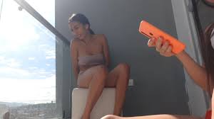 charlotte_lovee feels orgasmic cramps and enjoys it