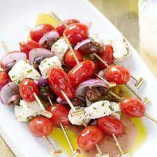 Giada S Summer Go Tos Greek Salad Recipes Greek Salad Recipes