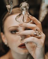 Anillo de plata dorada y cuarzos. Colección Iceberg