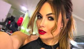 La respuesta de Sara Uribe a quienes la llaman "quita maridos"