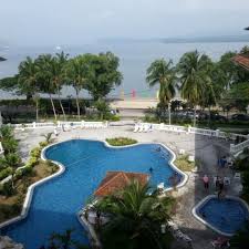 Lumut jetty and damai laut golf and country club are worth checking out if an activity is on the agenda, while those wishing to experience the area's natural beauty can explore mangrove swamp park and teluk batik. The Orient Star Resort Lumut Perak