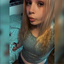 How can you make Buffalo chicken dip into a meal?