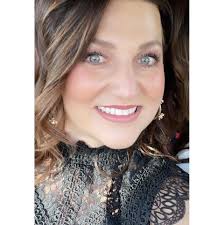 To every girl who feels like...