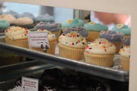 Cupcakes Et Cheesecakes De Magnolia Bakery A New York Audrey Cuisine En 2020 Cupcakes Audrey Cuisine Cuisine