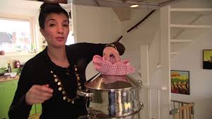 De lekkerste gerechten uit de couscousbar (dutch edition) Melk Dadels Kan Je Beter Gewelde Of Gestoomde Couscous Maken Youtube