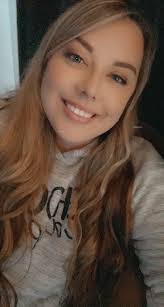 Andrew Artz's Instagram, Twitter & Facebook