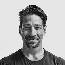 Meet trainer Kyle Ardill. Strength • Core • #CloseYourRings • @kyleardill