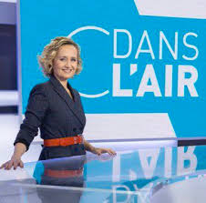 France 5, anciennement la cinquième1, est une chaîne de télévision généraliste française de service public diffusant depuis le 13 décembre 1994 et faisant partie du groupe france télévisions. Jnhdflhlhrjtfm